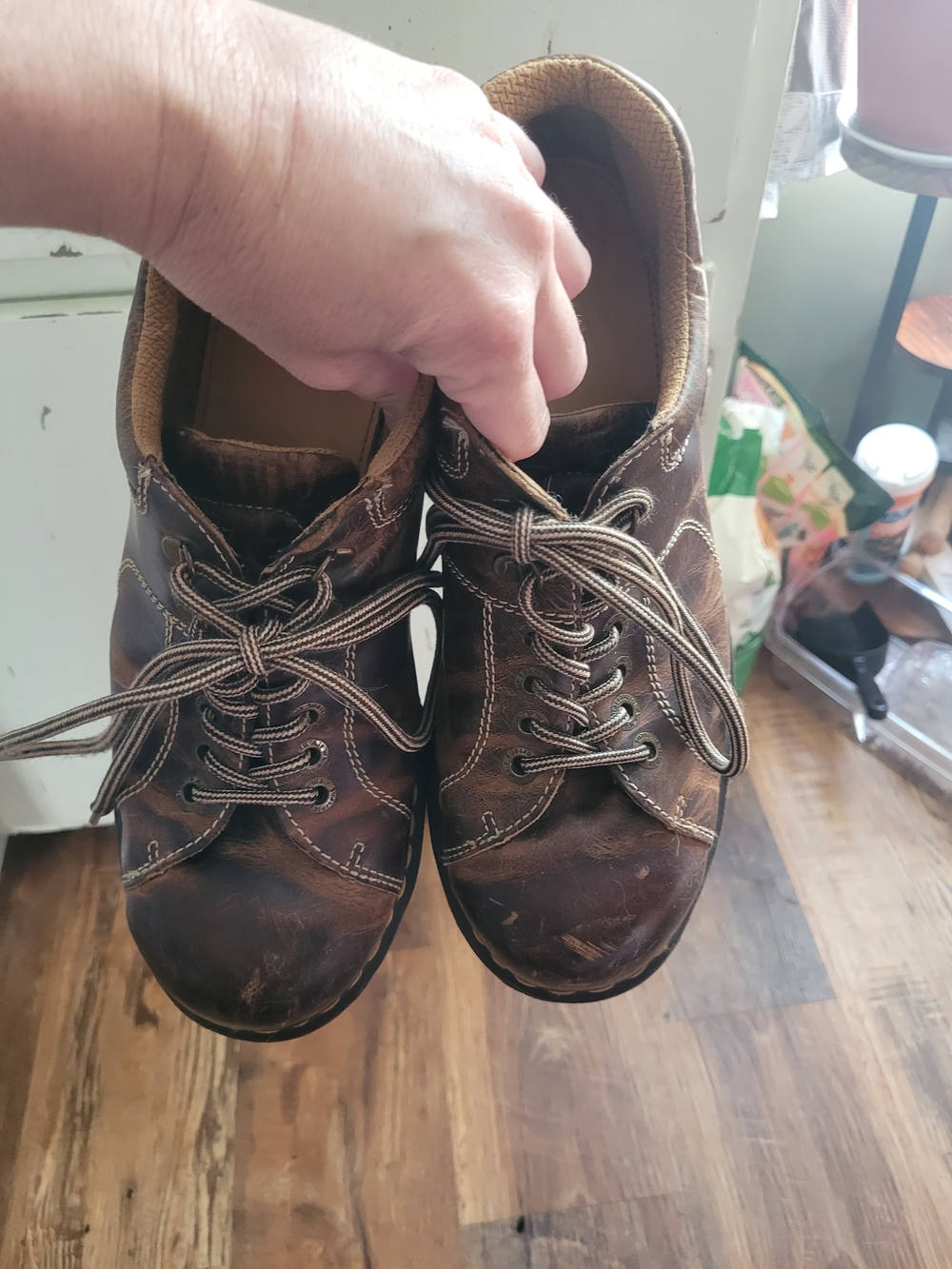 Mens Doc Martens 10940 Brown Leather Chunky Shoes - Picture 3 of 16
